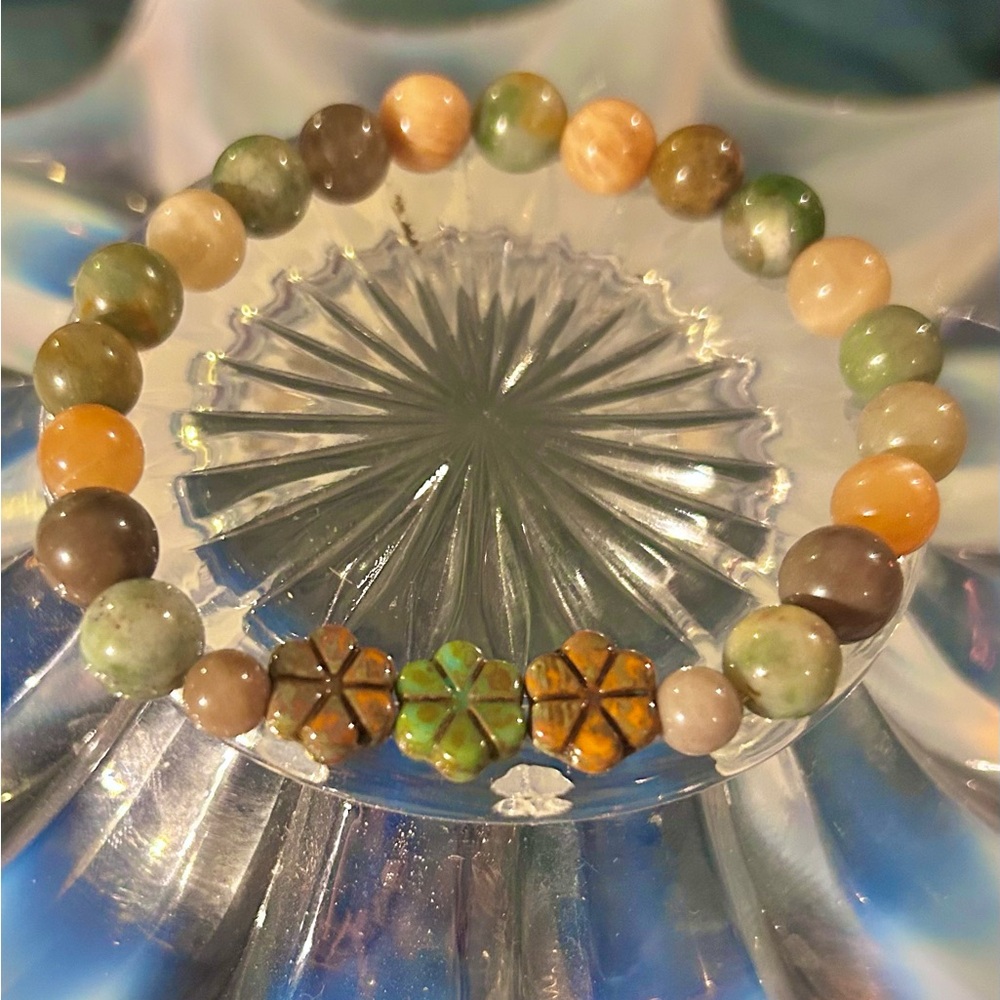 Handmade 8mm Genuine Stone Mixed Indian Agate & Sunstone Beaded Stretch Bracelet